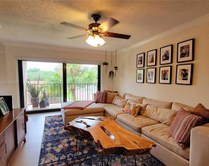 6305 Gage Pl Unit #309A, Miami Lakes