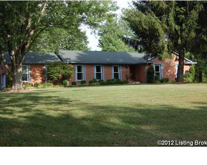 1404 Robertson Dr, Crestwood