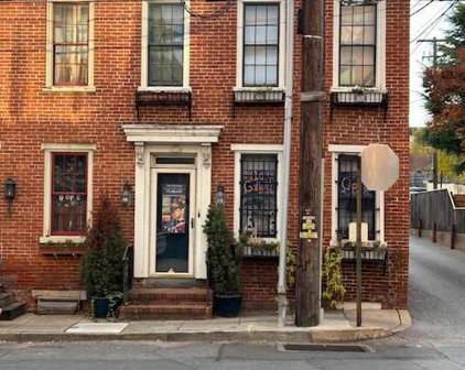 26 N Water St, Lancaster