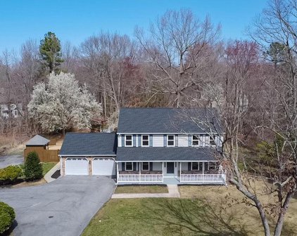 8134 Billingsley Rd, White Plains