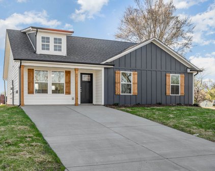 82 Fenix Sw Drive Unit #30, Concord