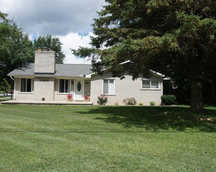 23609 21 MILE, Macomb Twp