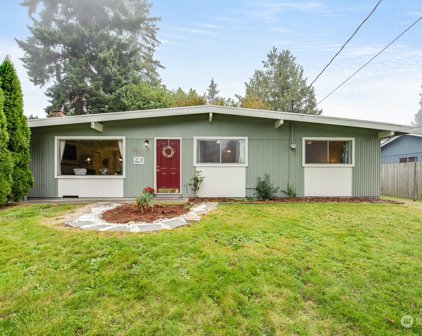 30450 1st Place S, Federal Way