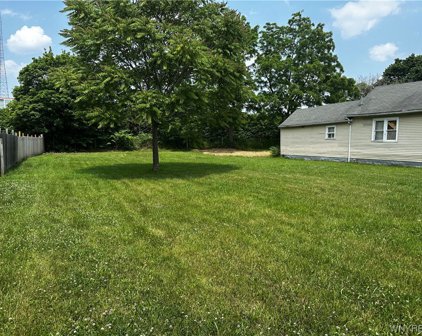 712 Perry  Street, Buffalo City-140200