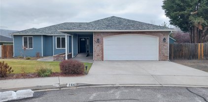 744 Goldenview Place, East Wenatchee