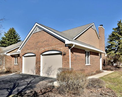 1642 N Courtland Drive, Arlington Heights