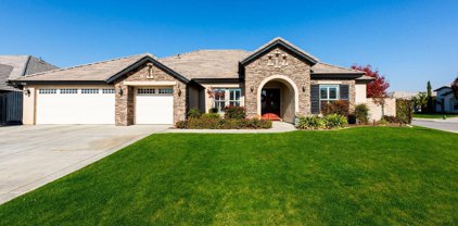 8702 Forest Oaks, Bakersfield