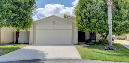 3 Hammond Pl, Boynton Beach