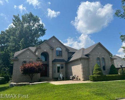 56029 RED CEDAR, Shelby Twp