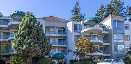 1725 Martin Drive Unit 105, Surrey