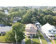 22 Westdale Park, Bourne image