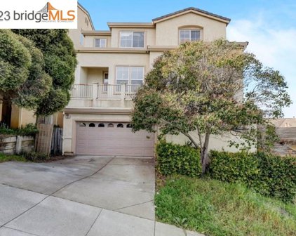 432 Accacia, Daly City
