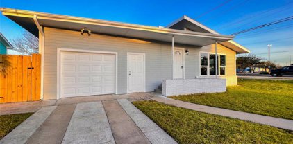 2328 Wimcrest Street, Galveston
