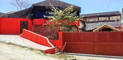 Casa Red, East Cape