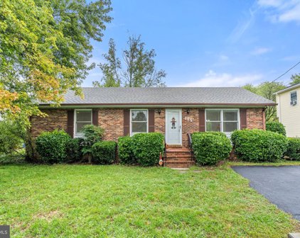 105 Edgewood Dr, Winchester
