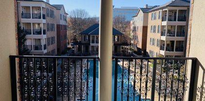 307 Seven Springs Way Unit #304, Brentwood