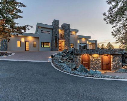 5720 Upper Booth Road, Kelowna