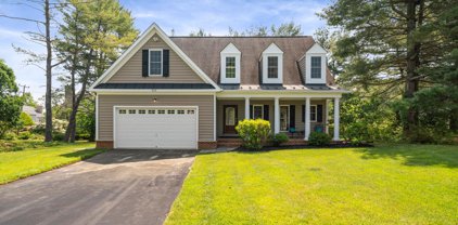 510 W Country Club Dr, Purcellville
