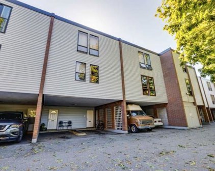 10200 4th Avenue Unit 15, Richmond