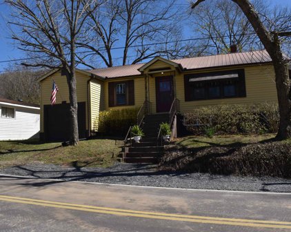 705 Clark Avenue Ne, Fort Payne