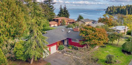 6732 NE McKinstry St., Suquamish