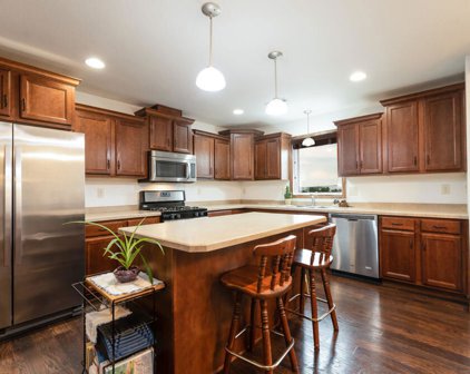 1401 Sharloh Loop 12, Bismarck