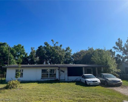 657 Canal  Drive, North Fort Myers