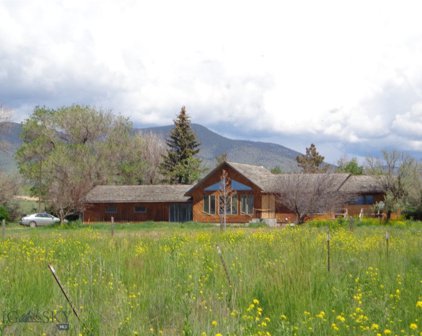 11 Dinsmore, Whitehall