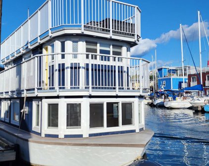 415 W Esplanade, North Vancouver