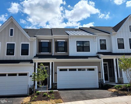 19024 Coral Reef Sq, Lansdowne