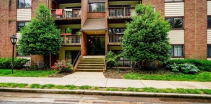 10725 W Dr 204 Unit #204, Fairfax