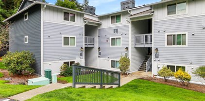 14206 NE 181st Place Unit #L101, Woodinville