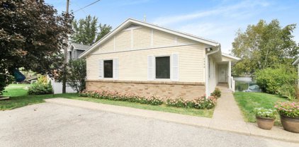 8990 Loveless Drive NE, Rockford