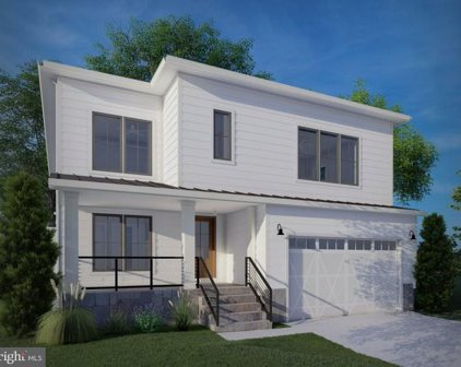 2437 N Quantico St, Arlington