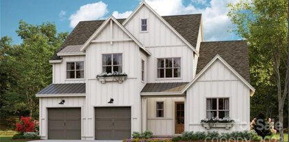 14013 Pinoli Pine  Circle, Huntersville