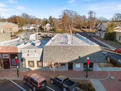 101-103 N Broadway Street, Siloam Springs