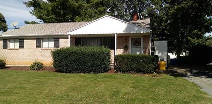 12 Rockaway Dr, Camp Hill