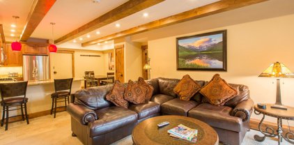 22 W Meadow Drive 125, Vail