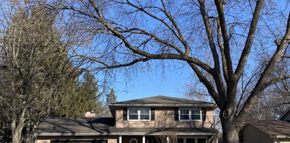 1528 Chat Court, Naperville