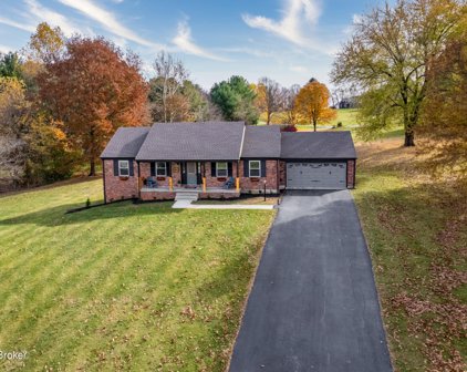 86 Mill Circle Dr, Shelbyville