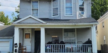 223 Wood  Avenue, Buffalo City-140200