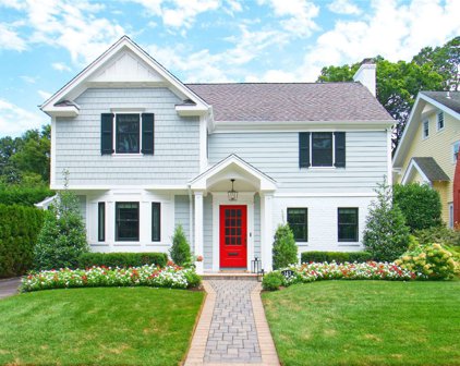 143 Kensington Road, Garden City