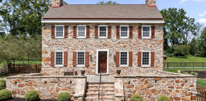 965 Seven Oaks Rd, Chester Springs