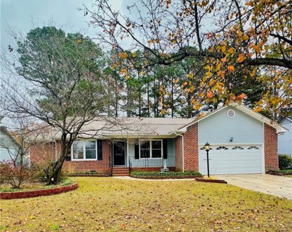 7477 Fairpoint Drive, Fayetteville