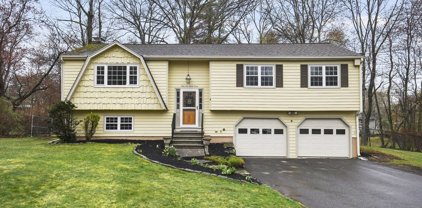 9 Old North Road, Hudson