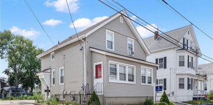 60 Thomas Avenue, Pawtucket