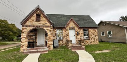3130 Illinois Street, Baytown