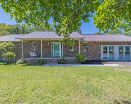 176 Edgefield Dr, Manchester
