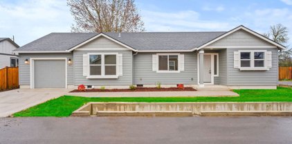 463 N 35th ST, Springfield