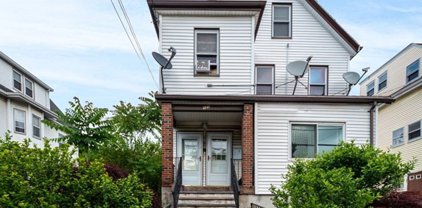 121 Hancock, Everett
